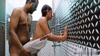 Pasangan Mesum Bercinta Liar Di Kamar Mandi