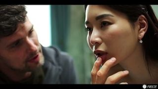 Gadis Kpop Asia Imut Ngecesin Air Mani – Cewek Jepang Muka Beku Dientot Muka