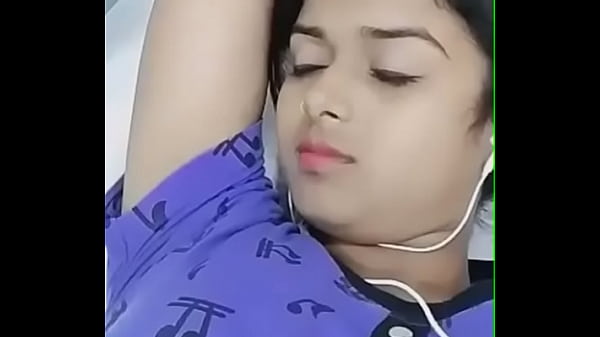 Tonton Video Cewek Desi Bikin Tegang