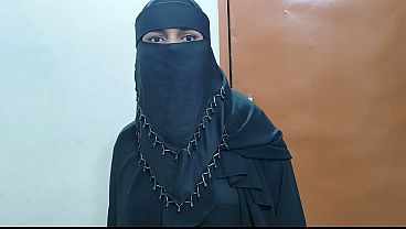 Bokep Indian, Istri Hijab Cantik Si Master Digenjot Habis-habisan Di Video Rumah Pribadi.