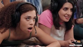 Mode Co-op Ngentot Buat Cewek Gamer / Raja Realitas