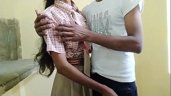Cewek Desa India Digebrak Abis Sama Pacar Sekolahnya Yang Masih 18