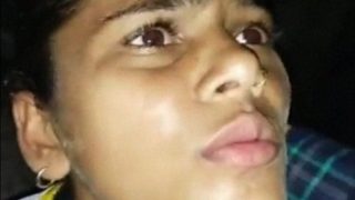 Desi Cewek Muda Ngewe Dan Ngehisap Kontol Sambil Digenjot Brutal