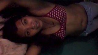 Selfie Mandi Di Kamar Mandi, Basah-basah Bikin Ngilu