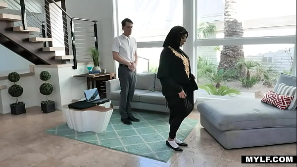 Arab Milf Kylie Kingston Haus Banget Sama Kontol Muda