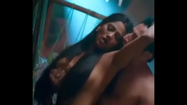 Cewek India Desi Lagi Manjain Cowoknya Dengan Gaya Nakal Dan Bikin Makin Pengen.