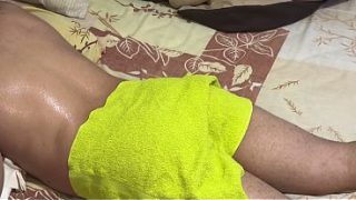 Ibu Mertua Montok Bantu Mantu, Pijatannya Berubah Jadi Panas Dan Penuh Nafsu.