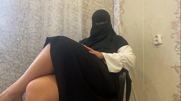 Hijab Arab Mamah Tiri Mainin Diri Sendiri