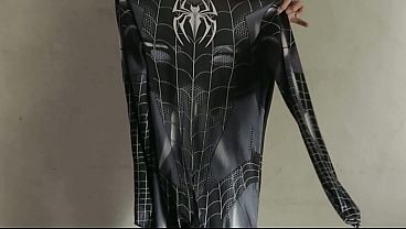 Ngentotin Cewek Cosplay Spiderman Hitam Sampe Merembek Terus Di Memek Basah – Bokep Indonesia Paling Hot