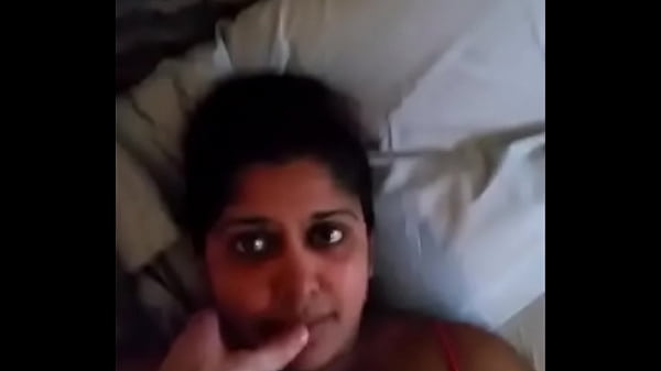 Cewek India Cantik, Bikin Ngiler Pengen Gigit.