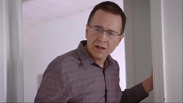 Ngentotin Mami Tiri Seksi Di Hari Ulang Tahunnya