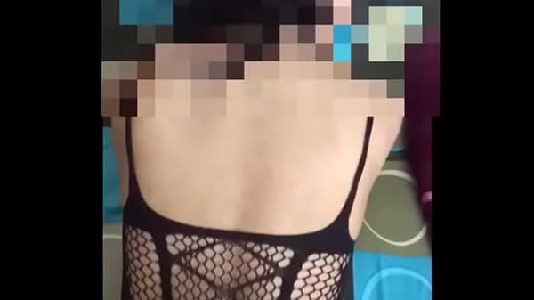 Ngobrol Mesum Di Telepon Bareng Suami, Tapi Ada Selingkuh Di Baliknya