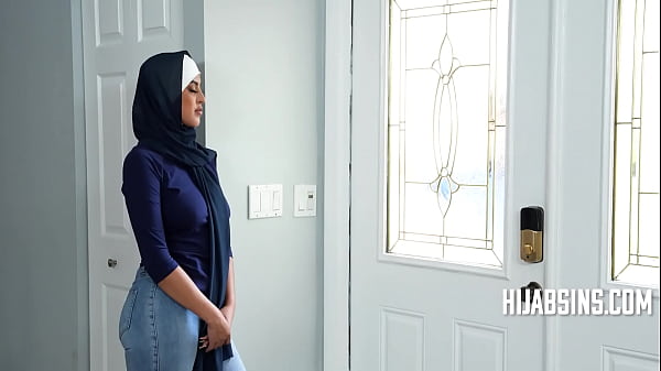 Gadis Arab Sok Suci Kena Kenalin Kultur Amerika Yang Bikin Muka Merah