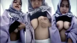 Jilbab Viral Part 1, Basah Kuyup Kena Cipratan Nikmat.