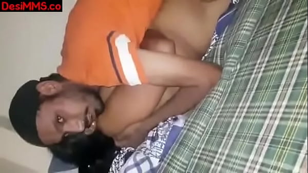 भारतीय देसी भाभी की गर्म रातें