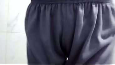 Tonton Video Istri Desi, Imajinasi Liar Bikin Makin Panas