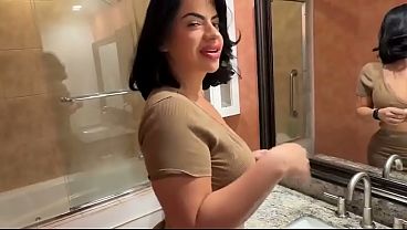 Ibu Tiri Gendut Latin Haus Ngewe ~ Lissa Aires ~ Fantasi Rumah Tangga ~ Scott Stark