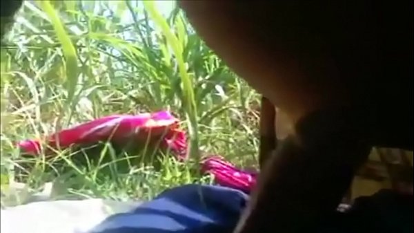 Desi Cewek Muda Digebrek Brutal Di Tengah Hutan