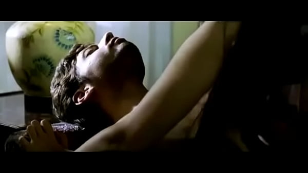 Adegan Panas Dan Menggairahkan Di Film Hindi Bikin Makin Nafsu.