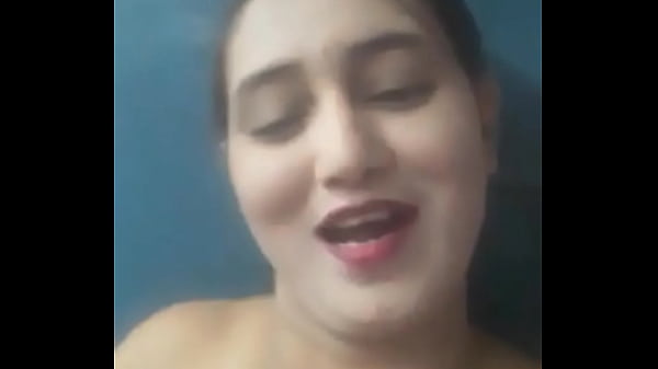 Cewek Arab Gebetanku, Dia Nembak Aku Habis-habisan Di Ranjang