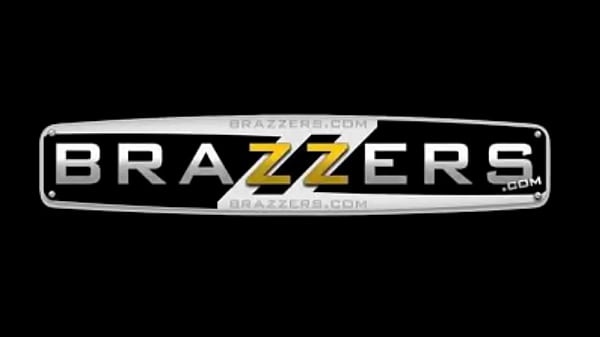 Brazzers, Bintang Porno, Tontonan Montok Seksi Bikin Nafsu Naik!