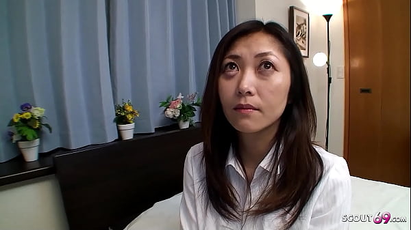 Ibu Tiri Jepang Yang Montok Dan Seksi, Ngegoda Buat Ngentot Sampe Crot Di Dalem, Bokep Jepang Tanpa Sensor.