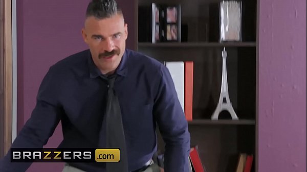 Big Tits Di Kantor – (monique Alexander, Charles Dera) – Bos Dikendalikan Dari Jauh – Bikin Basah Semua