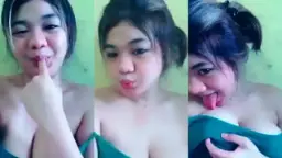 Ceina Jilat Putting Tetek Bulet Sampe Netesin Air Liur