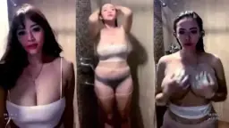 Naora Live Mandi, Toket Bulet Bikin Muncrat.