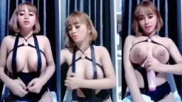 Toket Gede, Miss V Basah, Tahan 2 Jam Bikin Makin Panas