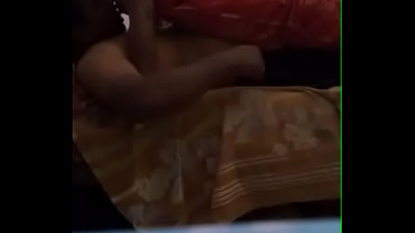 Desi Istri Di Atas, Siap Digoyang