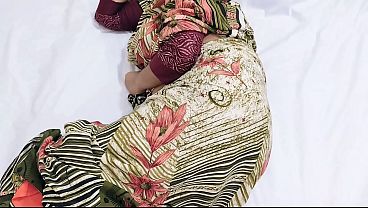 Aku Kencani Mertua Sendiri Kira-kira Istri, Ternyata Malah Nikmatin Sensasi Bejat Yang Bikin Nafsu Naik.