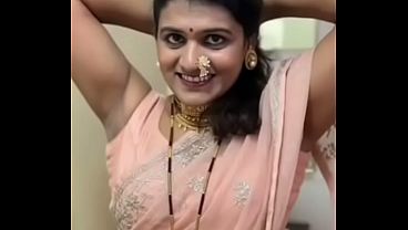 Wanita India Seksi Pamer Ketiak Basah Bikin Ngocok