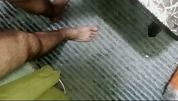 Ngentot Bertiga Arab, Kontol Digeprek, Pantat Dijilat, Dua Bule Saudi Gantian Nusuk Pantat Cewek Irak Sampai Kebuka Lebar