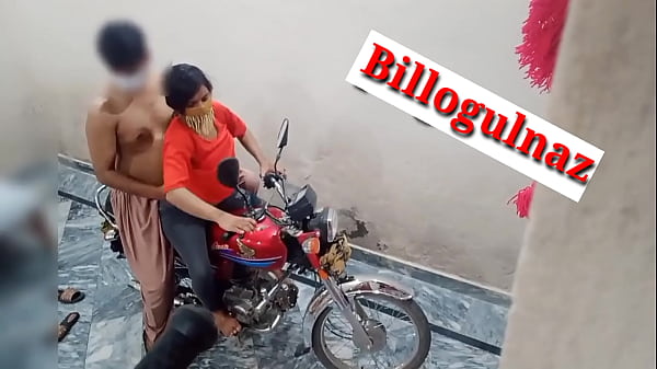 Cewek Xxx Digercek Temen Di Atas Motor, Suara Hindi Bikin Makin Panas